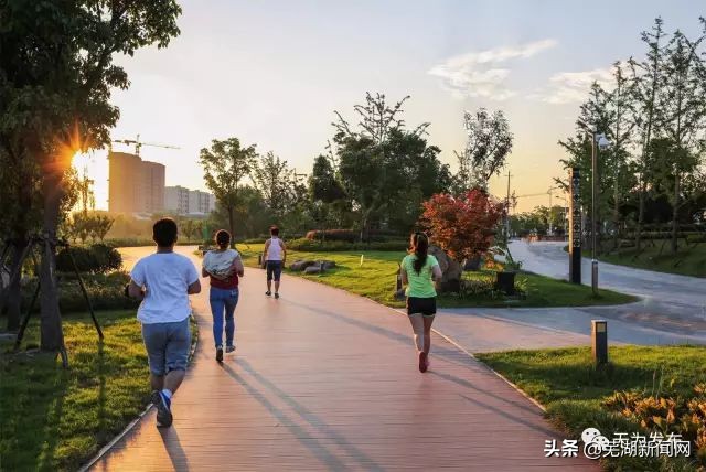 无为的发展优势是什么？面临的挑战来自何处？