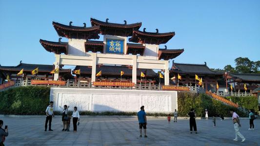 杨贵妃到底是从哪里弄来的荔枝呢,杨贵妃是哪里人为什么爱吃荔枝