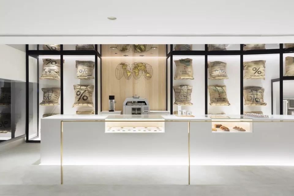 上海神秘咖啡品牌%Arabica,日本设计师青山周平、佐藤大亲自操刀