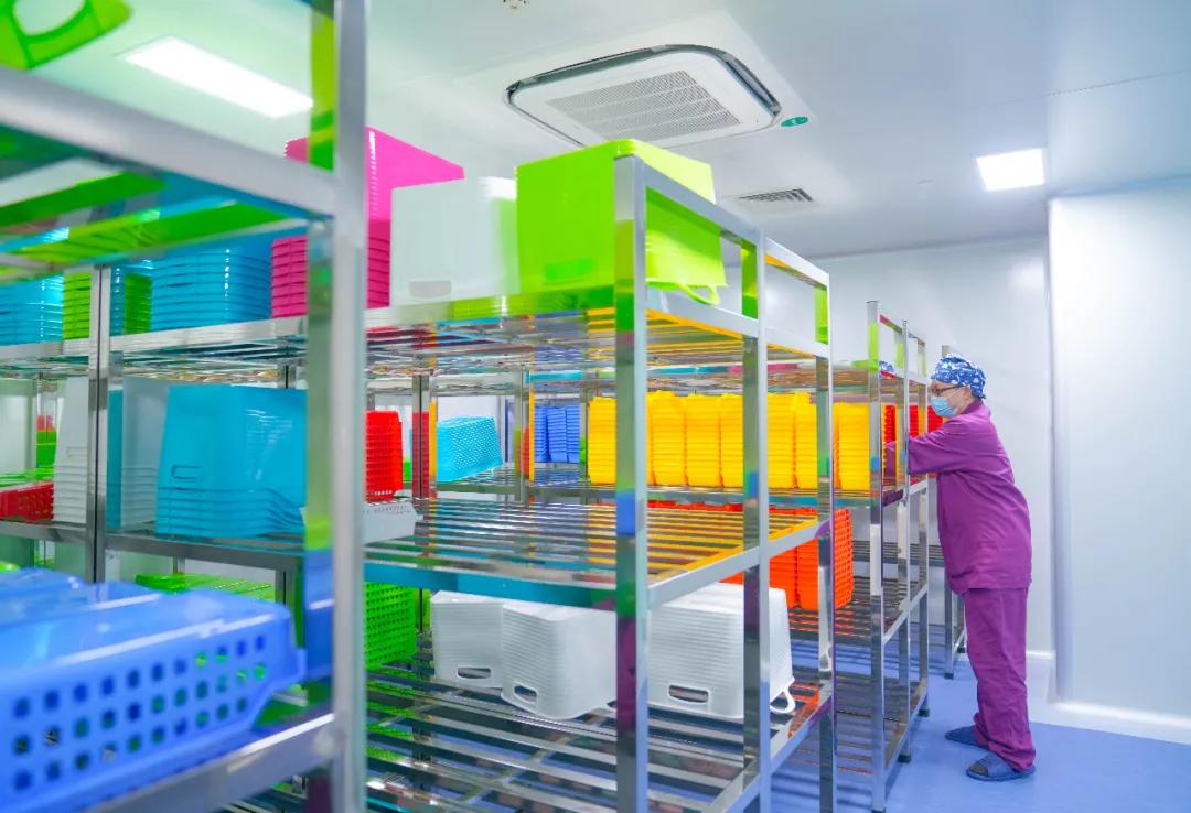 配药机器人智能,自动打针输液机器人