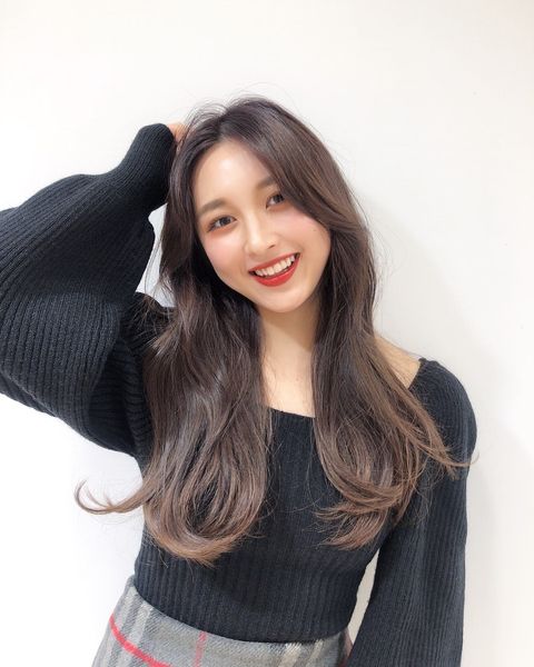 肩宽、脖子短怎么穿毛衣显瘦?7个穿搭技巧帮你「缩骨架」