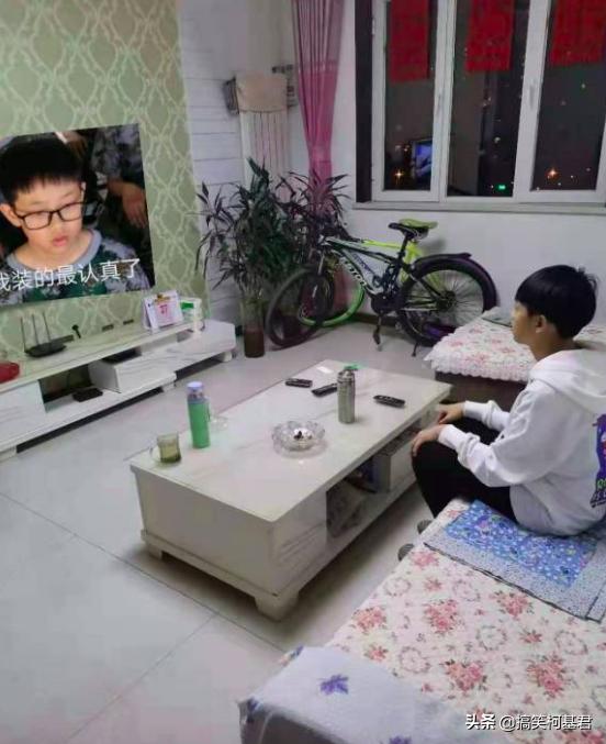 ps搞笑图对比,大神级的ps恶搞图片