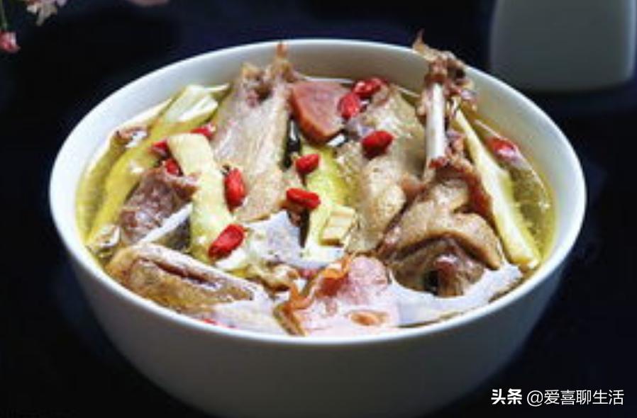 中秋家宴,我家菜单已备好,九菜一汤,十全十美,比上饭店强多了