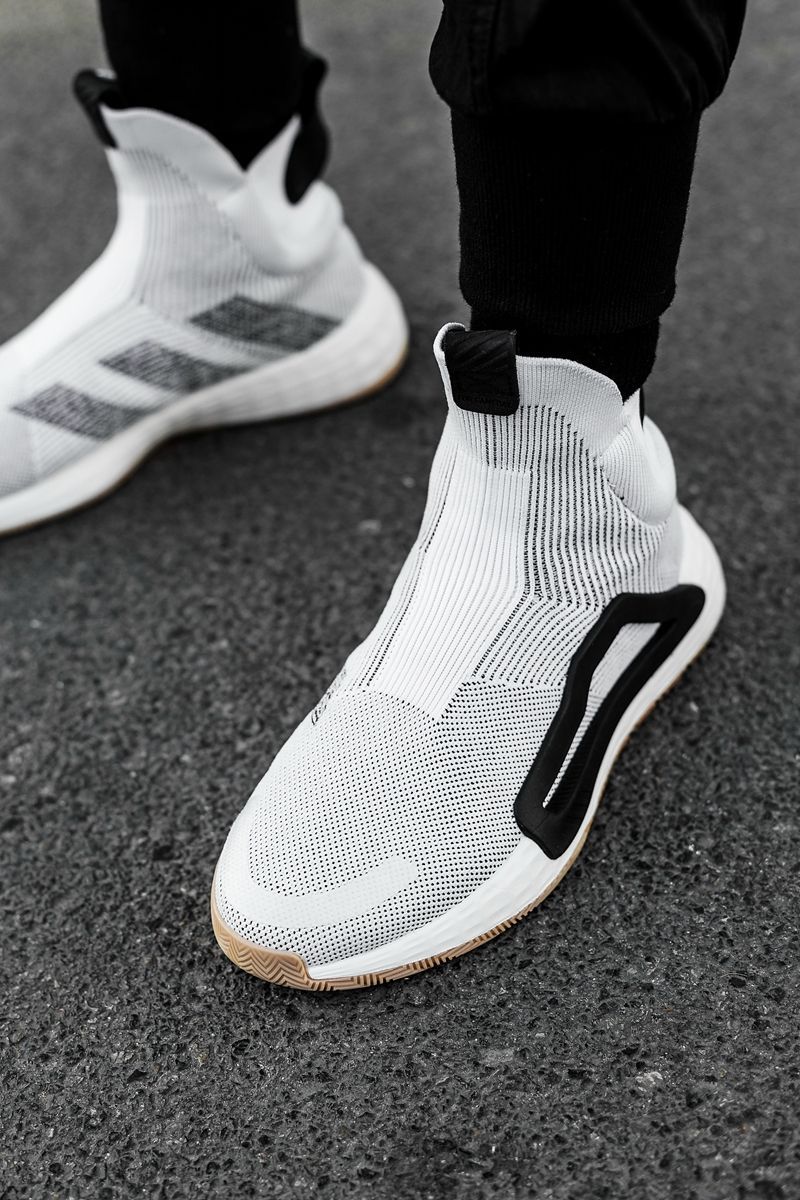 阿迪篮球鞋为什么陨落,阿迪篮球鞋是从何时开始变平庸的