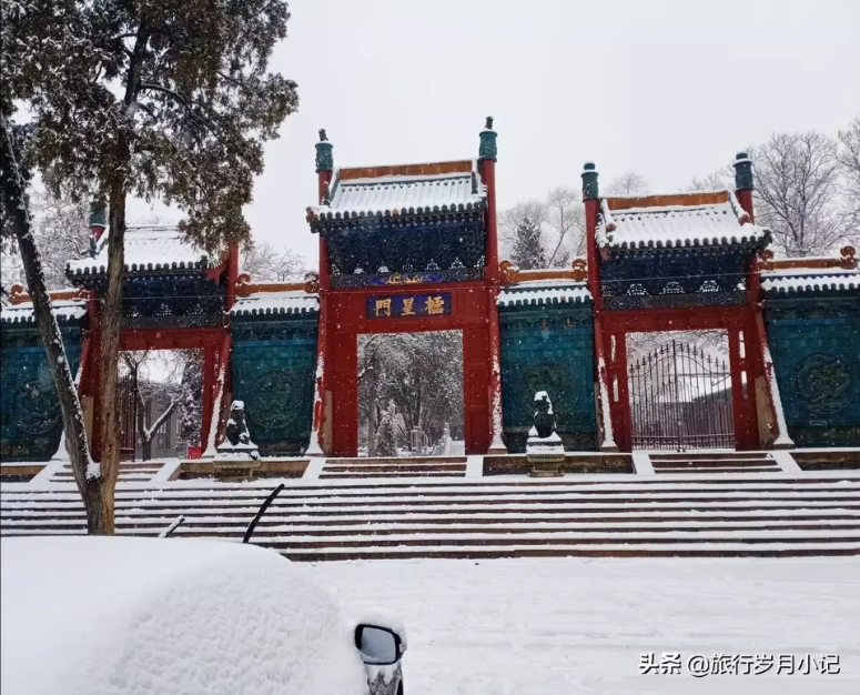 晚清中兴名臣张之洞,中兴名臣曾国藩和晚清权臣李鸿章