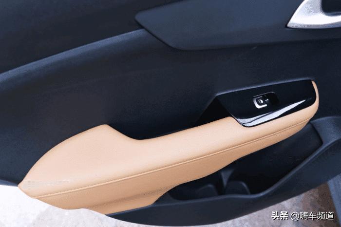 起亚福瑞迪后备箱空间尺寸,起亚福瑞迪空间是不是比k2大一点