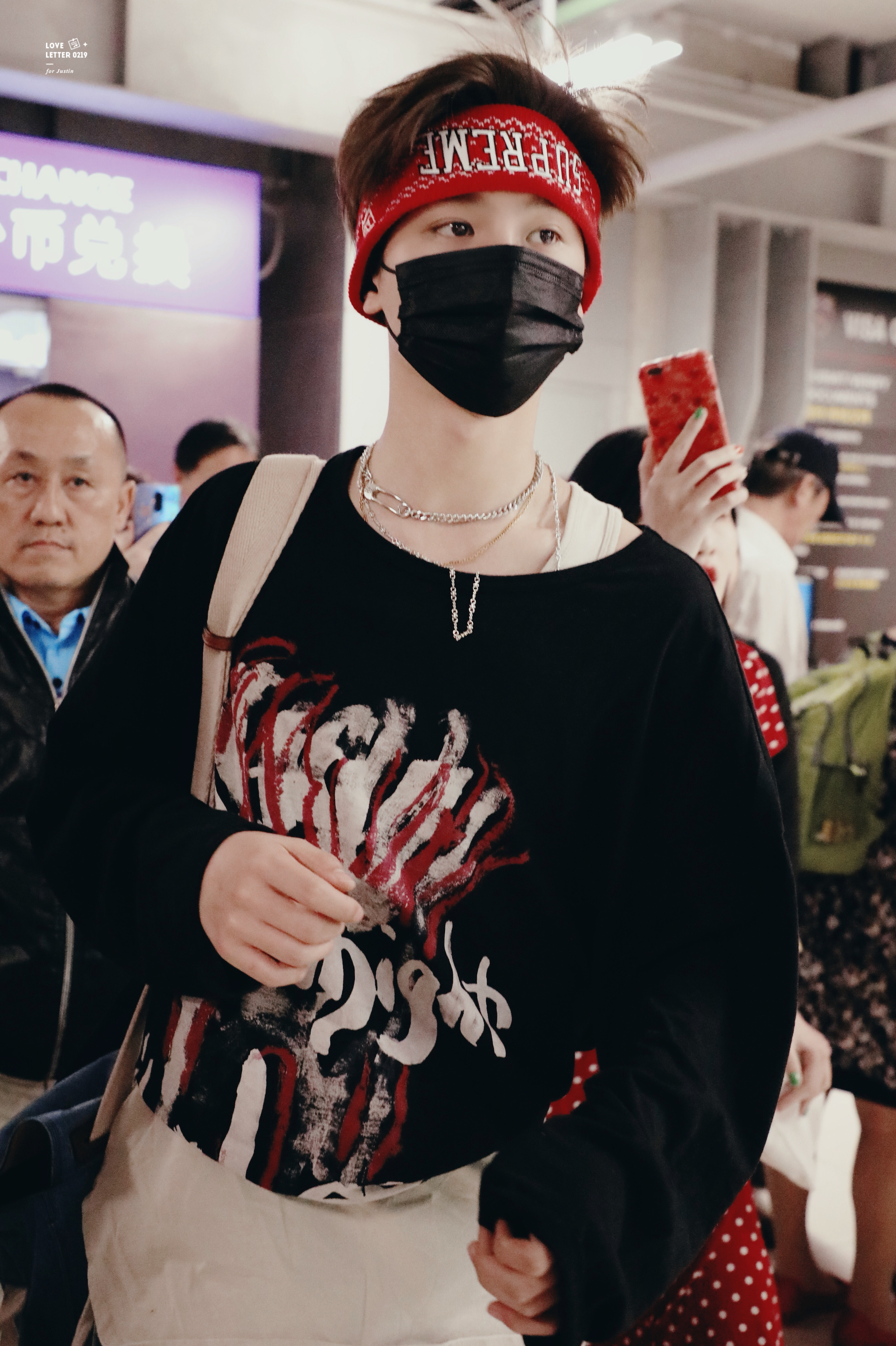 justin奇葩穿搭,justin个性