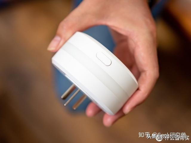 智能语音控制家用监控,语音控制全屋智能设备