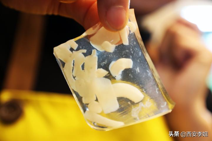 水晶冻肉的熬制方法,制作好的水晶肉冻怎么吃