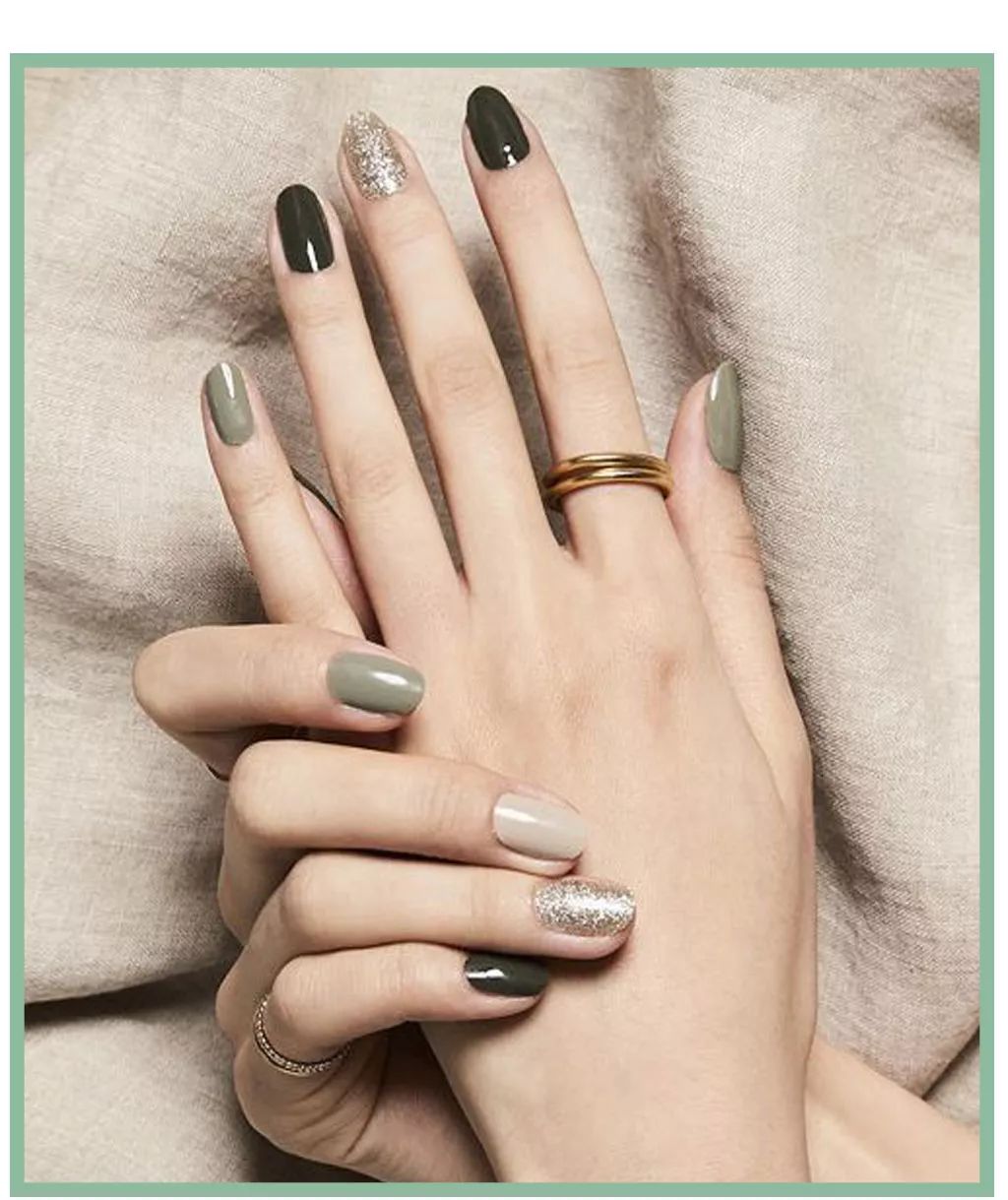 今年该买啥颜色的裙子,今年秋冬女装流行什么样式的裙子