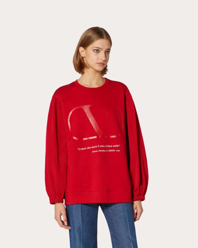 纯色卫衣简单大方,既好看又不失单调的卫衣