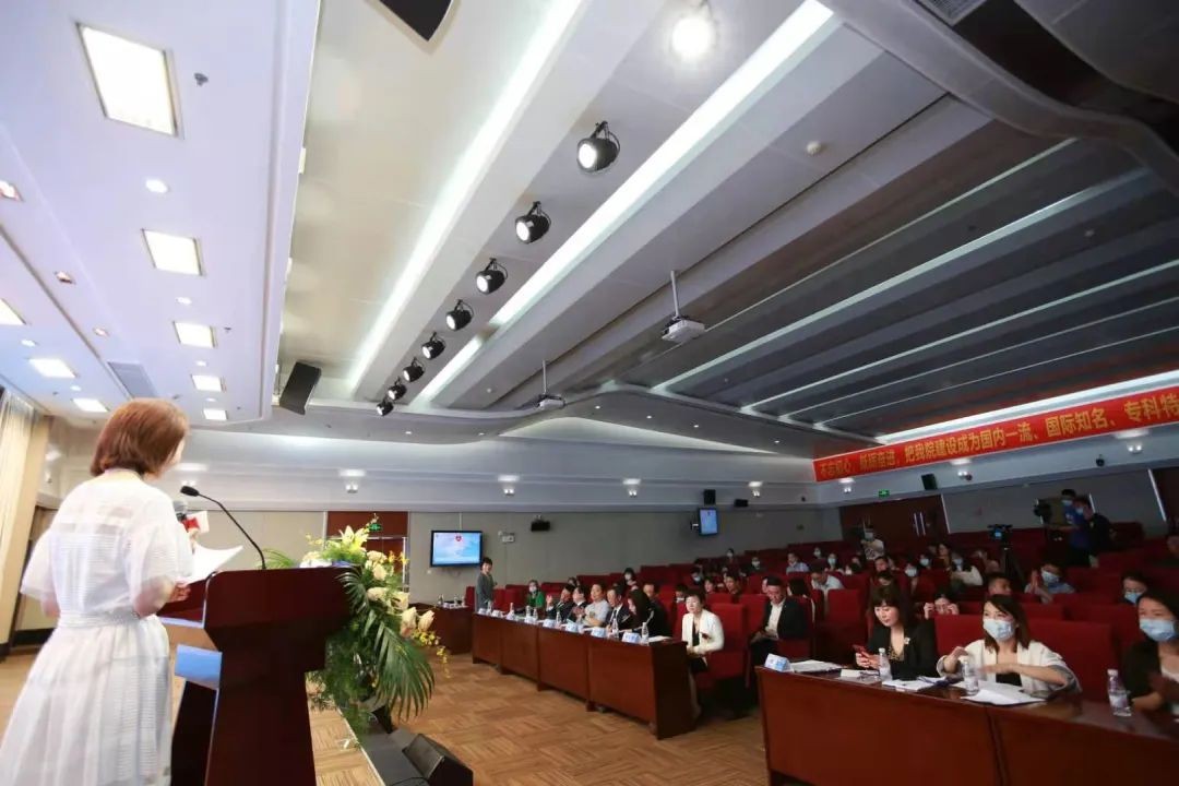 “乔洛施无敏爱心公益行动”正式启动向“口罩肌”宣战