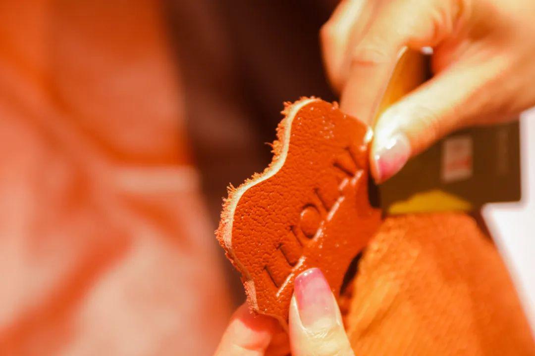 不看血亏！5.9折的克拉钻、买正装送正装的YSL，成都就这儿有