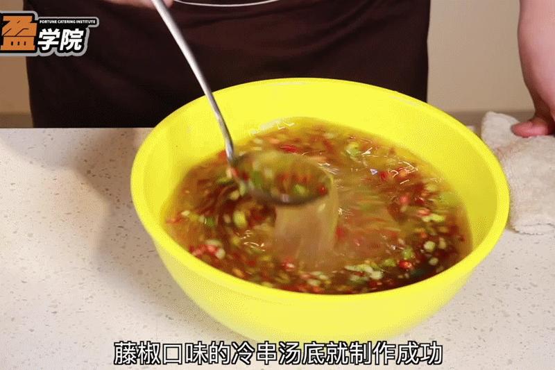 卖红油串串,红油串串摆地摊