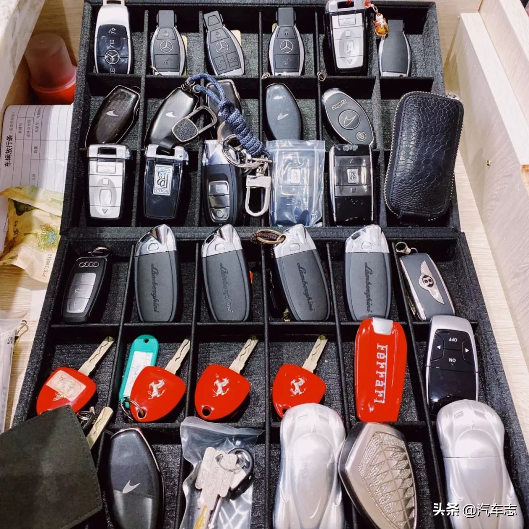 价值一亿的法拉利拉法,价值1亿元钱的白色法拉利拉法