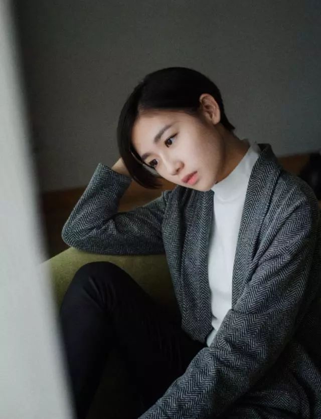 拍照侧脸取景技巧,拍人像侧脸的技巧