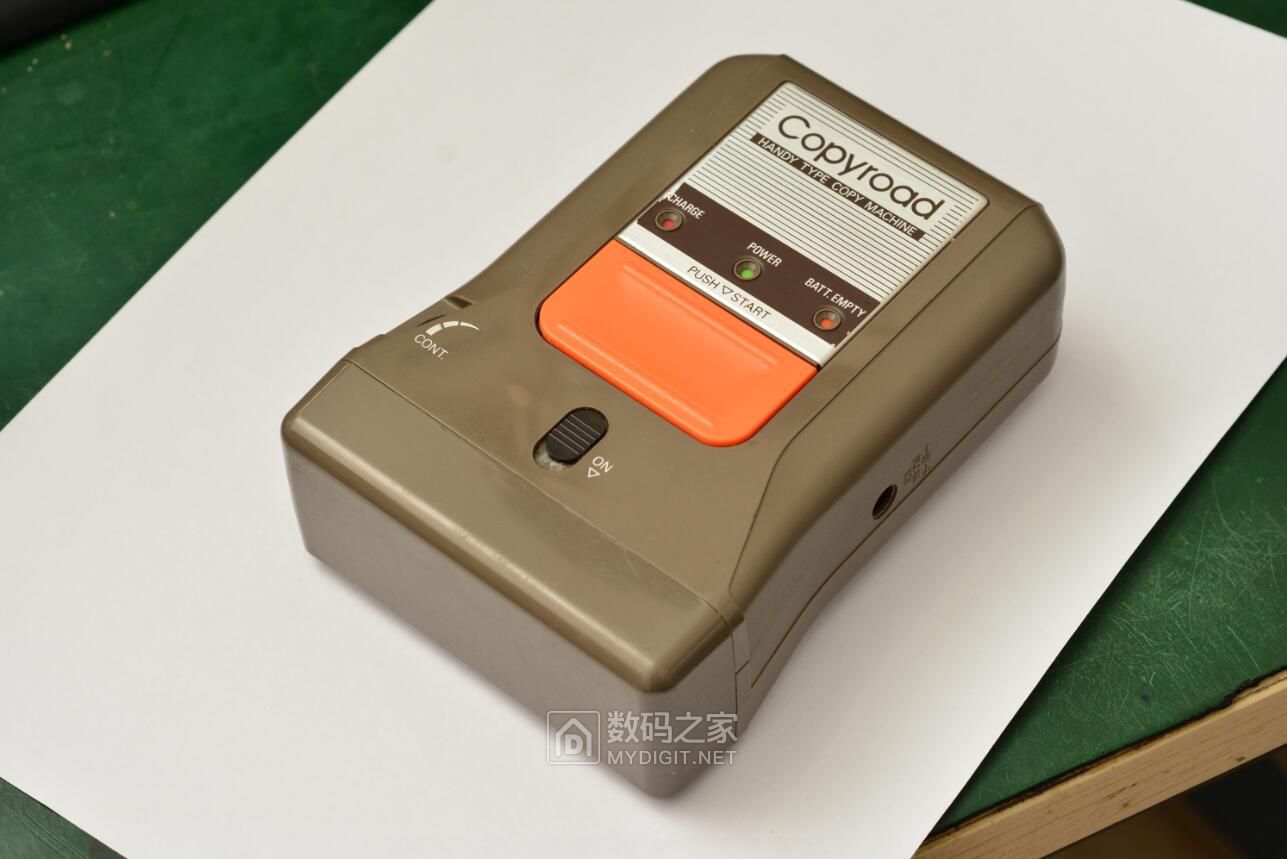 古董级高科技！拆解试用1988年的CopyRoad手持复印机