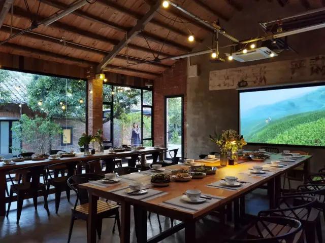 广州从化山野间隐奢桃源民宿，诗意野趣手作做个小木匠丨菁木山舍