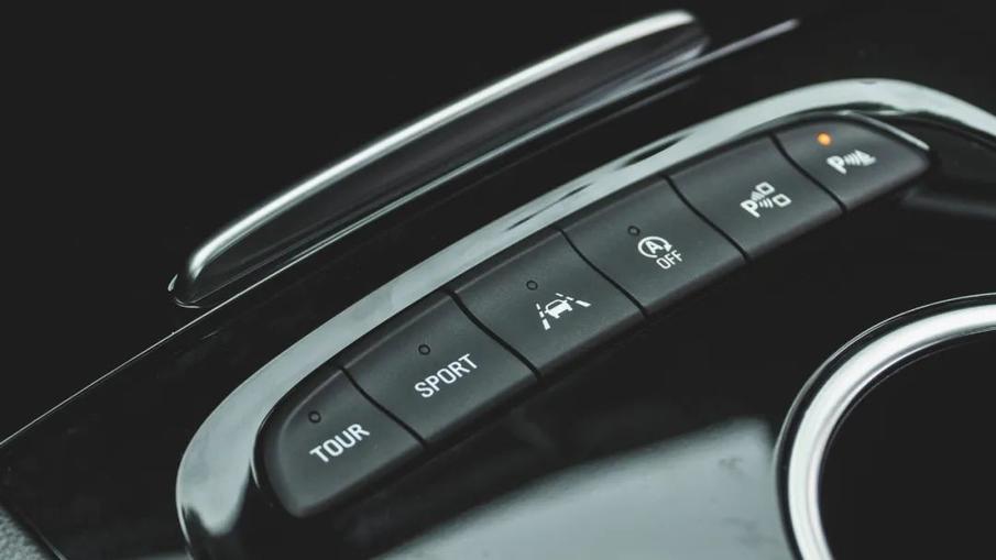 2021款别克君威gs试驾,2013款君威gs试驾视频