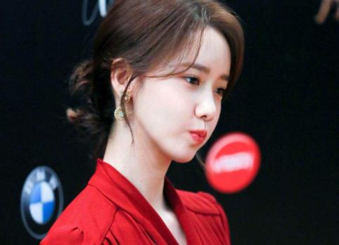 林允儿冻龄,林允儿刚出道自我介绍