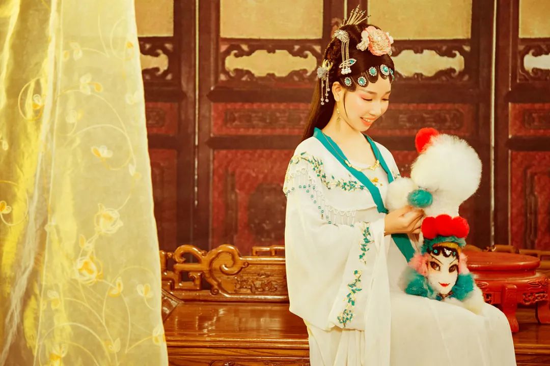 BlingBlink宠物彩妆粉亮相2021CPF广州国际宠博会