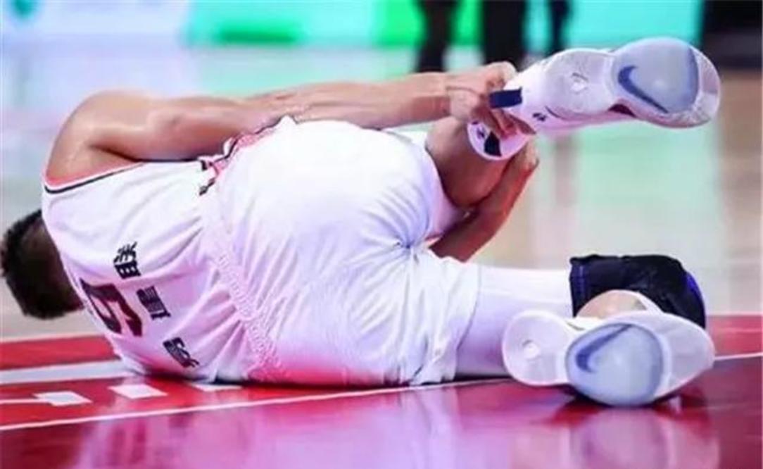 周琦和曾凡博天赋,曾凡博周琦