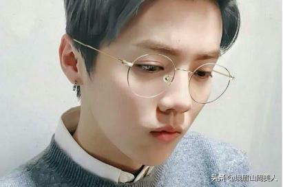 戴眼镜总被吐槽像“憨憨”？先别生气，可能是你就没挑对眼镜