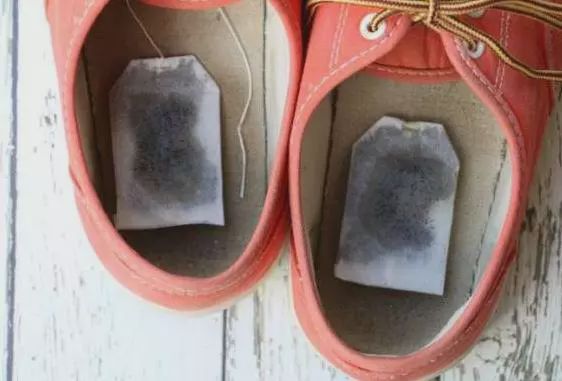 如何把普通衣服穿出很潮的感觉,衣服小技巧你学会了吗