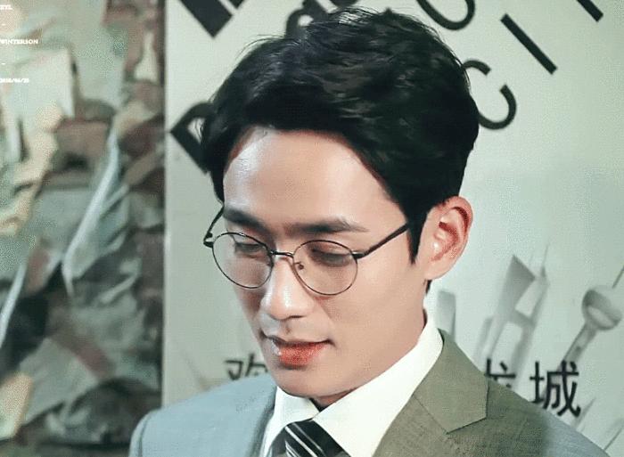 朱一龙实力派顶流,朱一龙的转型之作实力派演员