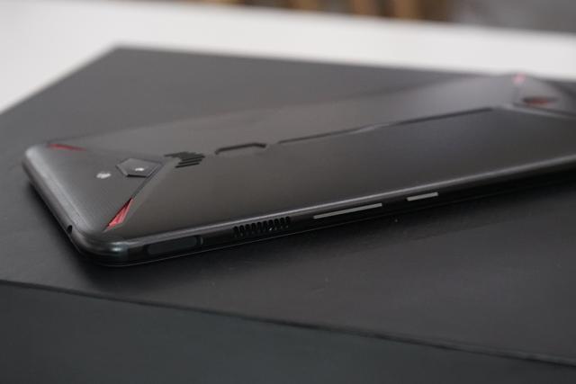 努比亚红魔3外屏,努比亚红魔3s外屏