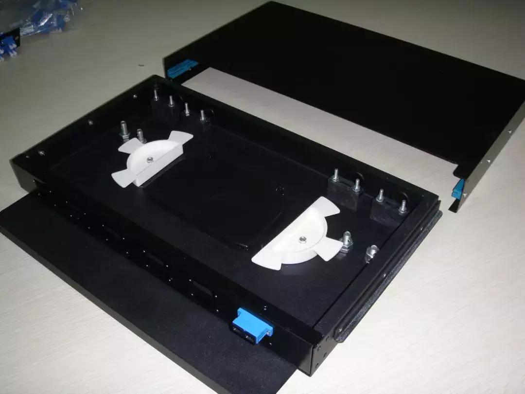 光纤终端盒盘纤教程,光纤熔接盒盘纤的示意图