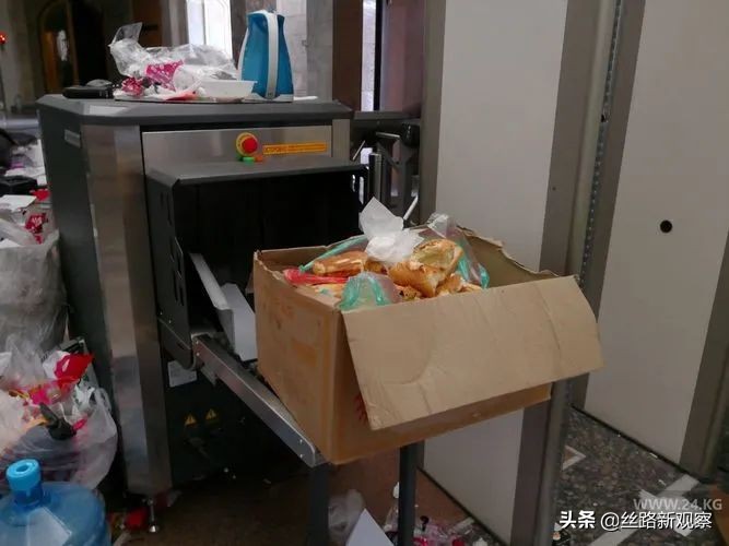 图集|骚乱过后,这还是象征吉国权力中心的“白宫”吗?