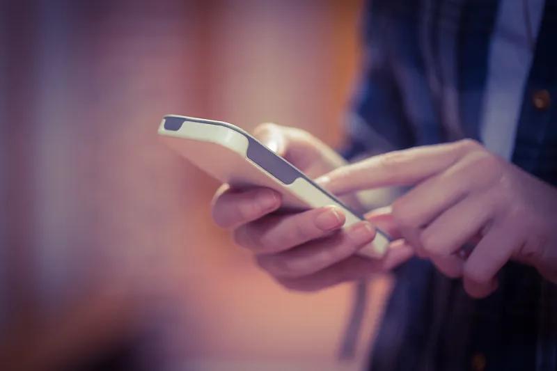 刷抖音刷着刷着就进入淘宝页面,爱刷抖音