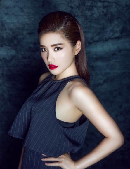 李汶翰和易易紫结婚了吗,易易紫李汶翰现在关系