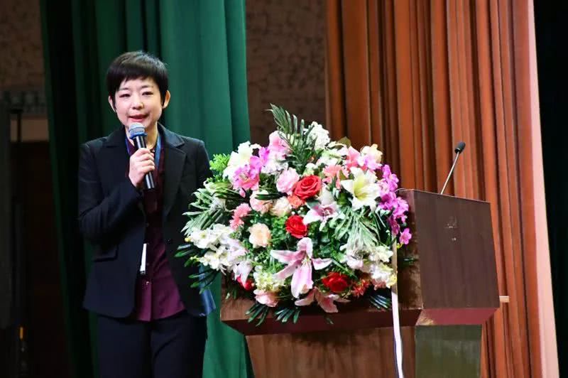 新浪微博文图直播ACT国际课程联盟成立大会