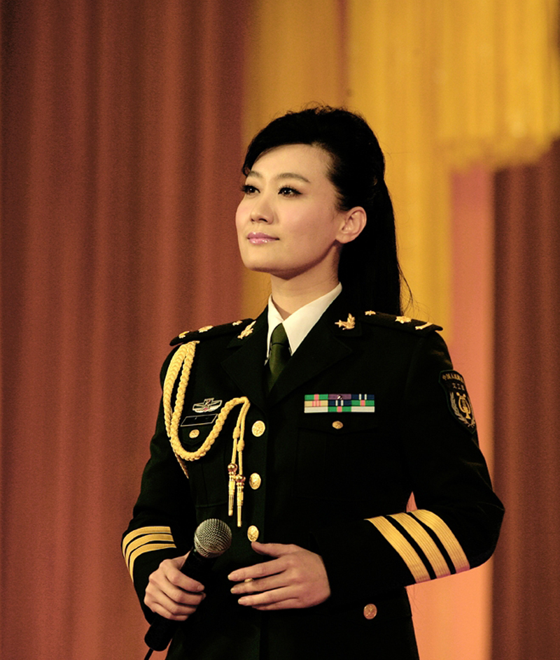 军旅歌唱家的经典歌曲,那些很有正能量的歌