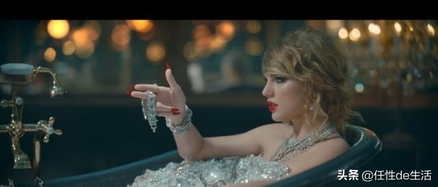 刘雯红唇造型,刘雯最新口红色号