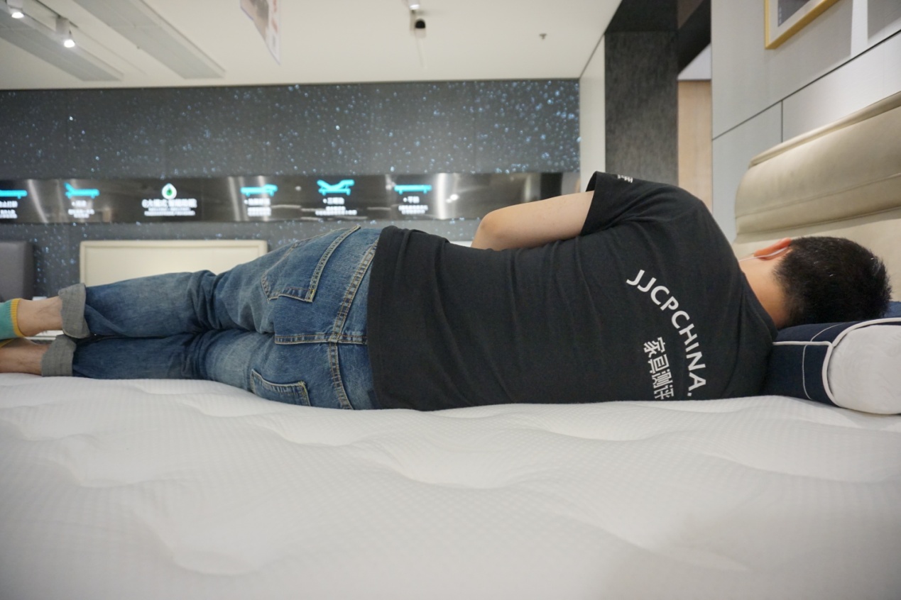 芝华仕智能床z系列睡感测评,芝华仕智能床唤醒功能