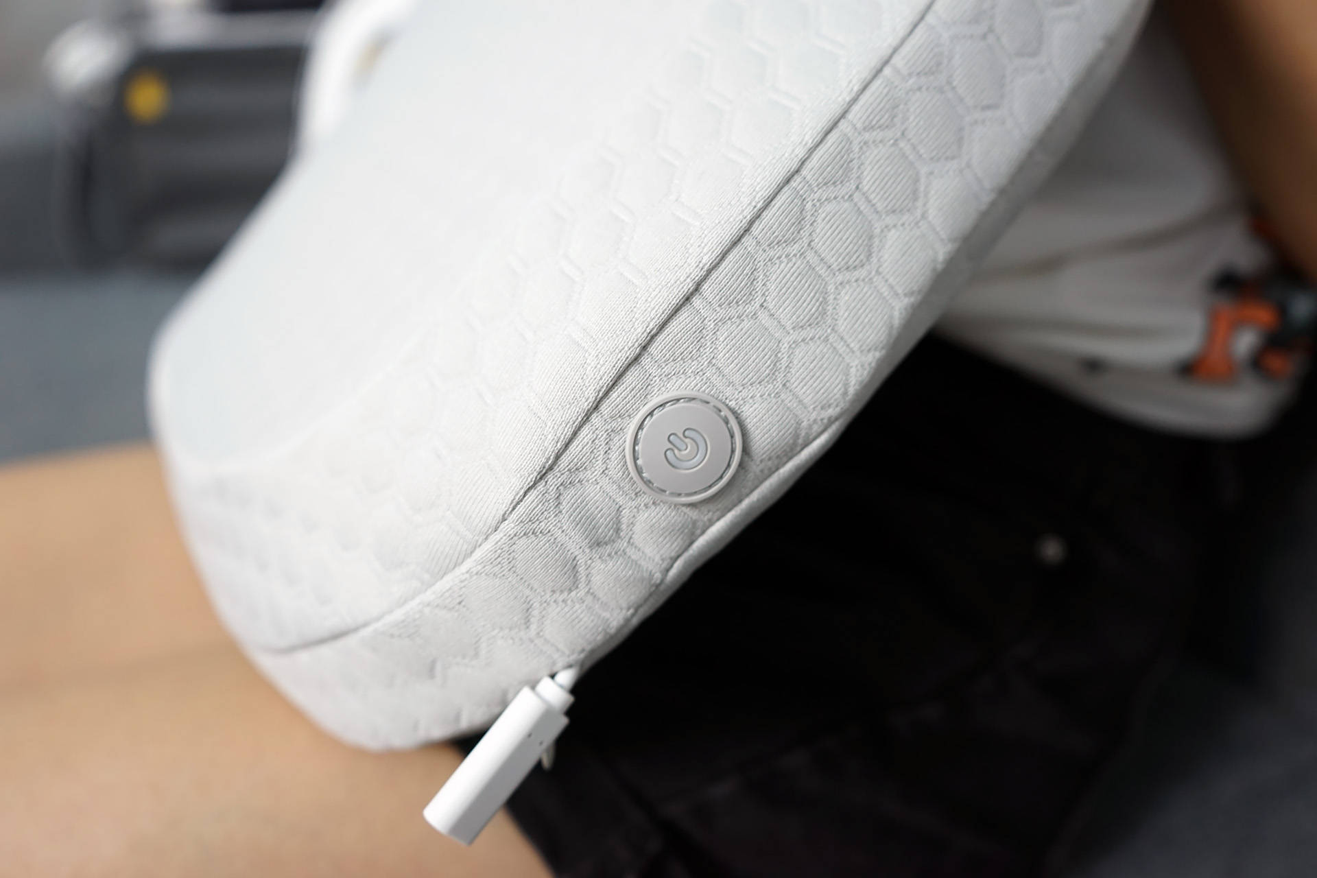 罗永浩乐伽ai智能颈椎按摩睡眠枕,乐伽颈椎按摩睡眠枕