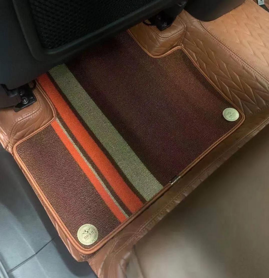 汽车脚垫最近门店,360航空软包脚垫与全包围脚垫