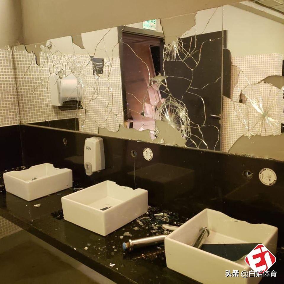 巴西克鲁塞罗体育俱乐部为啥降级,巴西输球后遭到球迷谴责