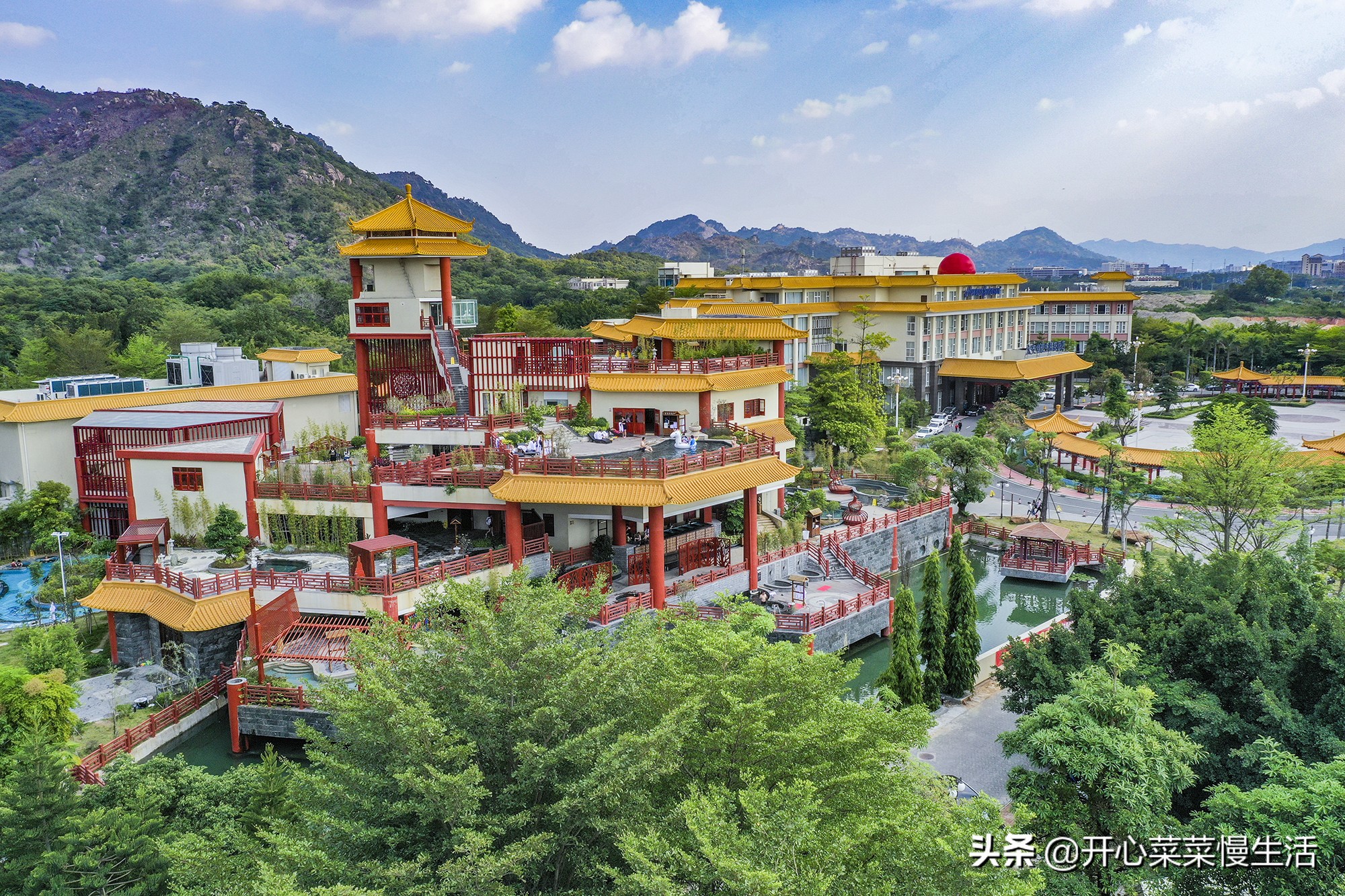 广东潮州有个温泉梯田,被人誉为蓬莱仙境,有粤东第一温泉之称