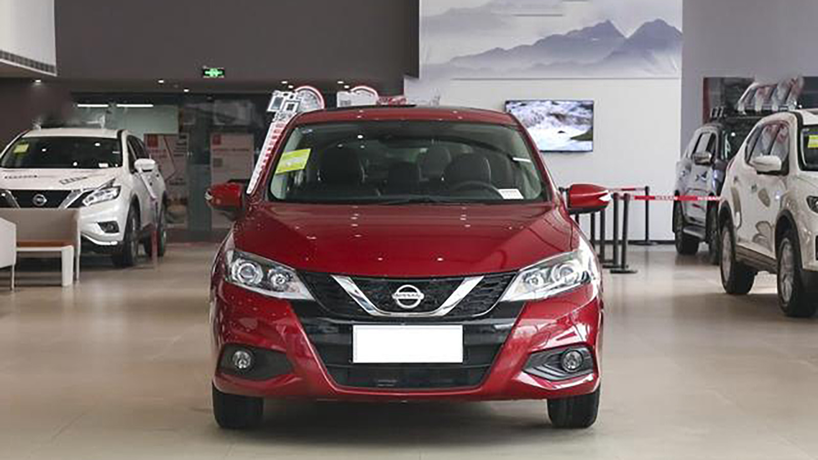 空间大油耗低价格十万左右,空间大油耗低15万左右轿车