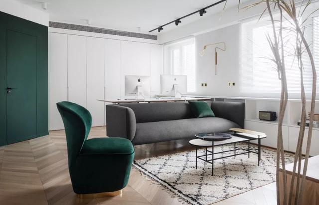 中央空调放在客厅什么位置,客厅中央空调出风口的最佳位置