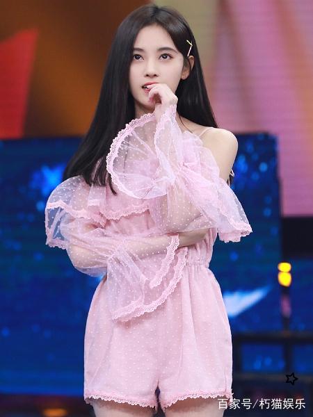 鞠婧祎所有经历,鞠婧祎心酸成长史