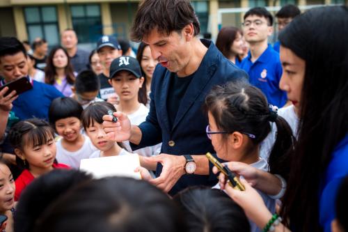 莫伦特斯2比1皇马,莫伦特斯首秀