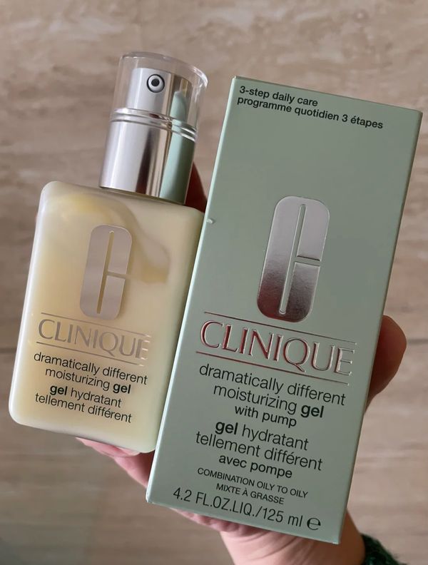 乳液推荐补水保湿修护,补水保湿乳液推荐适合混合肌肤