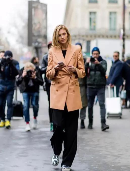 今年最流行的高跟鞋小白鞋,高跟鞋不好看了怎么办