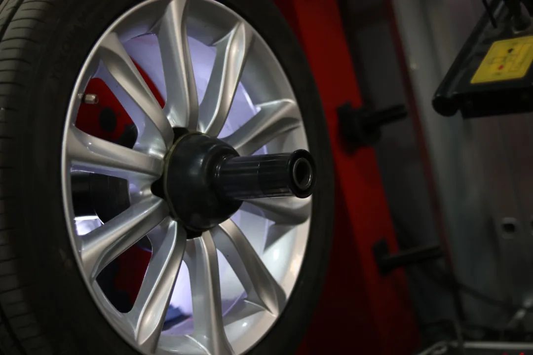 怪兽汽车翻新地址,怪兽修车翻新奥迪q7