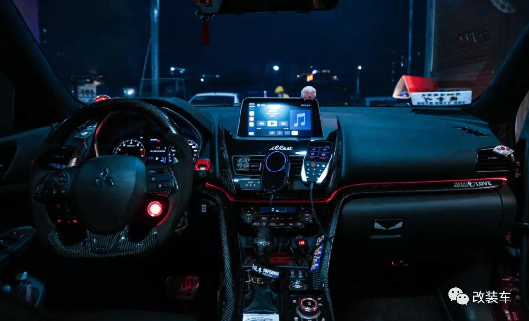 老爸玩改装,老爸带着孩子玩改装